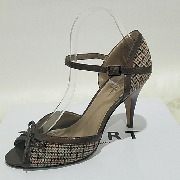 anne klein heel shoes